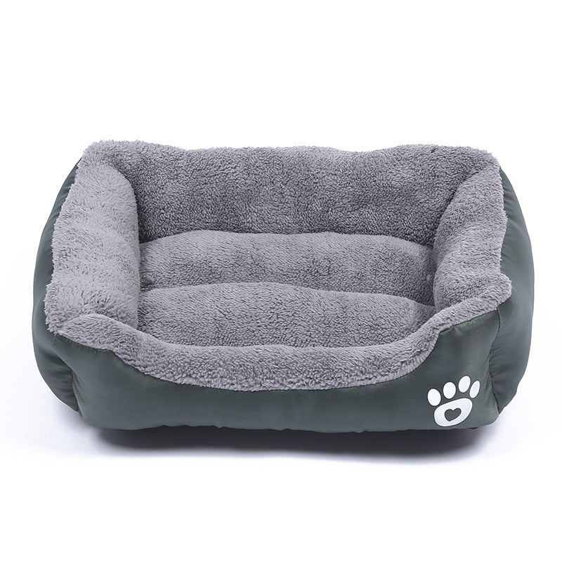 Soft Fleece Pet Bed with Waterproof Base – For Cats & Dogs (S to XXXL)