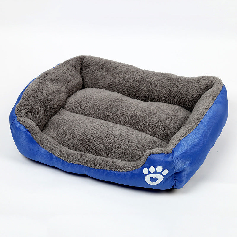 Soft Fleece Pet Bed with Waterproof Base – For Cats & Dogs (S to XXXL)